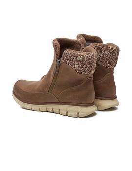 Botín Skechers Synergy Lovely Mujer Marrón