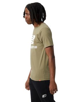 Camiseta New Balance Essentials Stacked Logo Hombre Verde