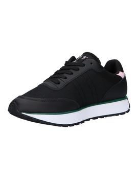 Tommy W