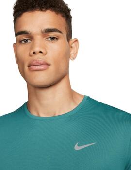 Camiseta Nike Dri-Fit Miler Hombre Verde