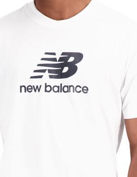 Camiseta New Balance Essentials Stacked Logo Hombre Blanco