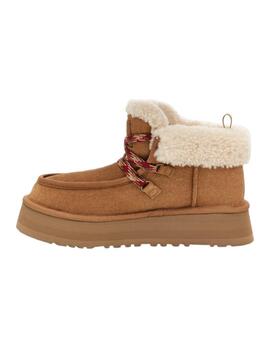 Botín UGG Funkarra Caben Cuff